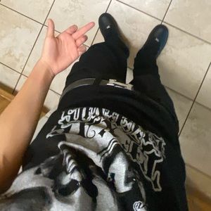 Meet your Posher, Damien cain